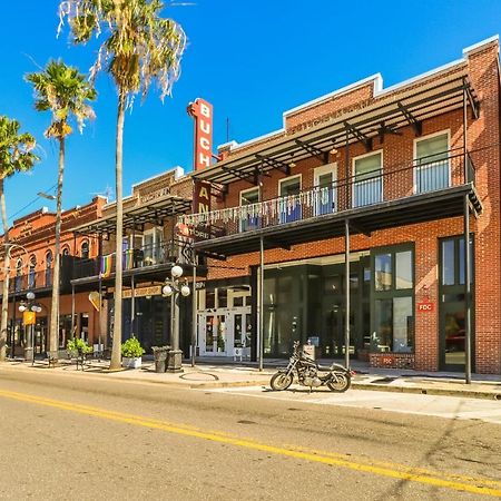 Frontdesk 1910 E 7Th Ave Apts Historic Ybor Tampaアパートメント エクステリア 写真