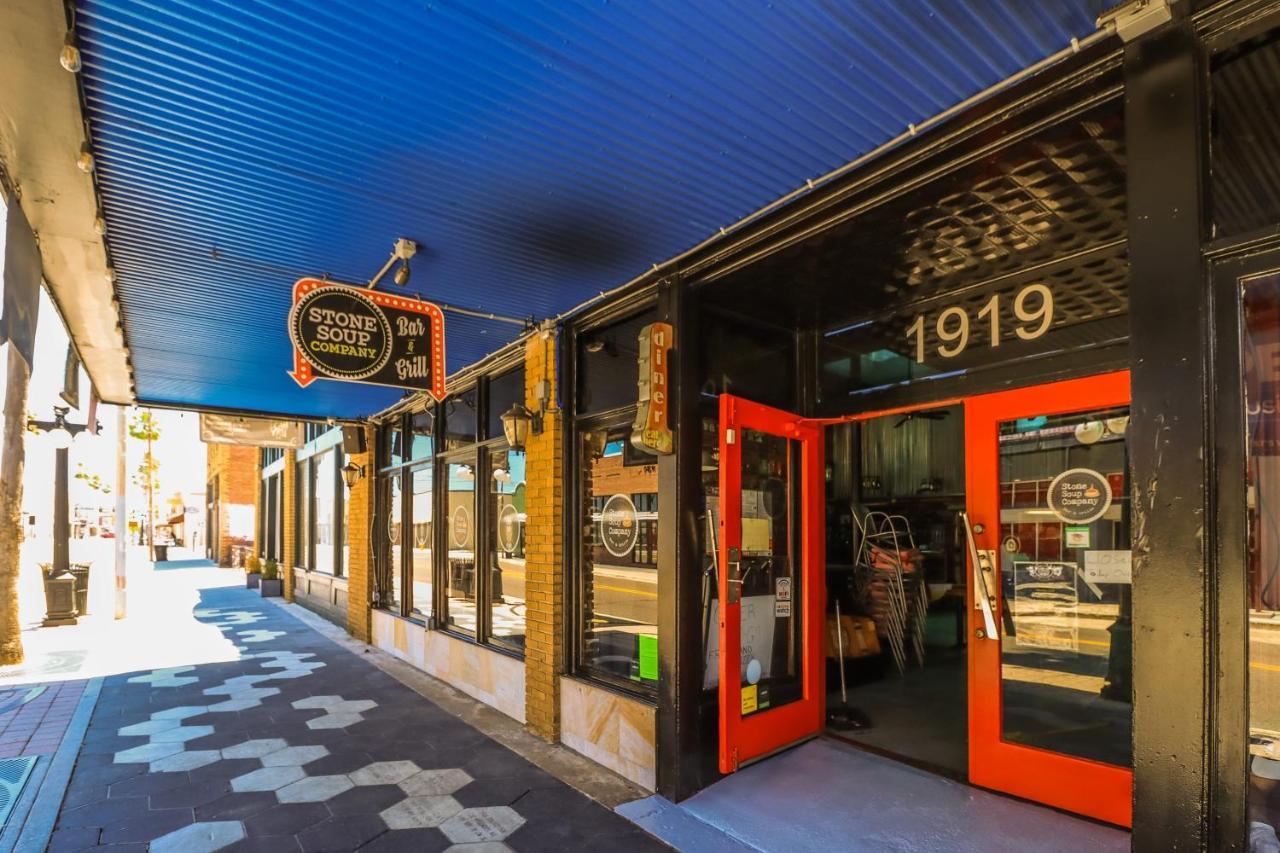 Frontdesk 1910 E 7Th Ave Apts Historic Ybor Tampaアパートメント エクステリア 写真